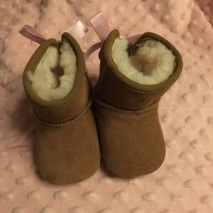ugg baby girl slippers